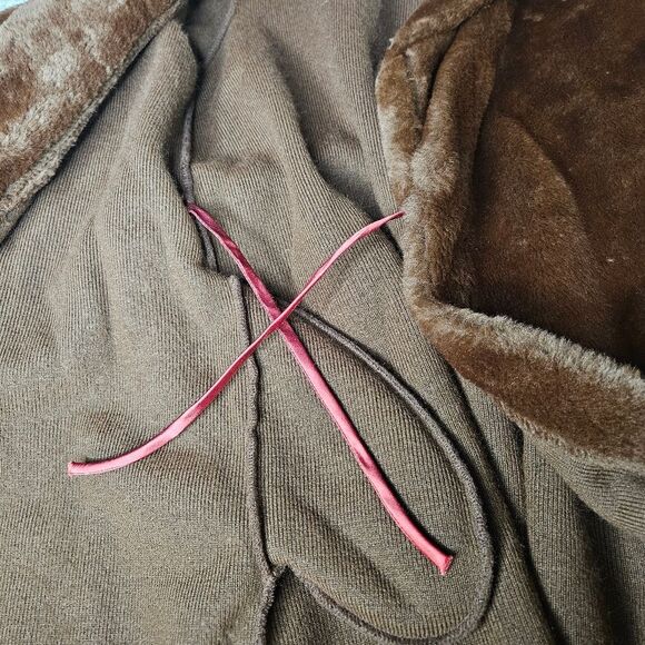 A Borg Fabric Tiffany Loungewear 70's Chocolate Brown Thick Fluffy Belted Robe - Picture 5 of 15